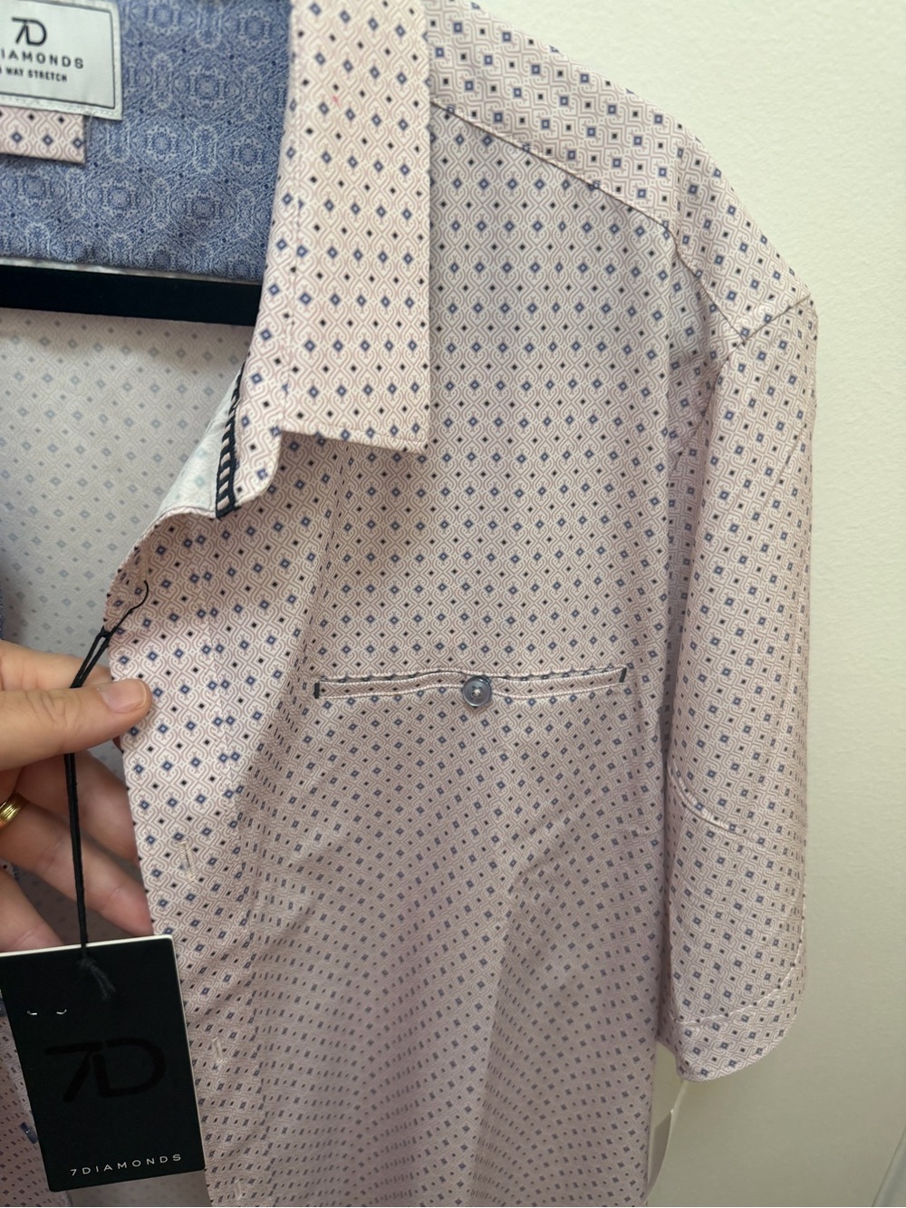 7 Diamonds Men's Light Pink Short Sleeve Button Down with Micro Pattern - Picture 5 of 12
